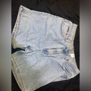Calvin Klein Women’s Size 14 Denim Shorts Slightly Faded